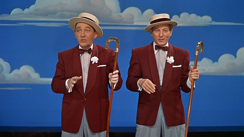 Bing_Crosby_and_Danny_Kaye_in_White_Christmas_trailer_2